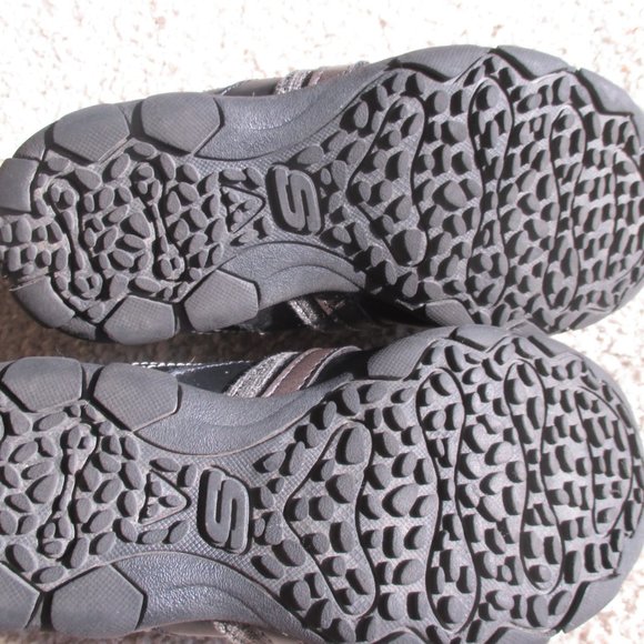 Sketchers relaxed fit memory foam kids shoes - Picture 3 of 5